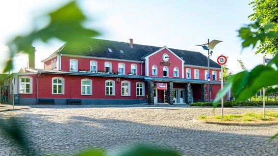 Revitalisiertes Bahnhofsempfangsgebäude Fürstenberg