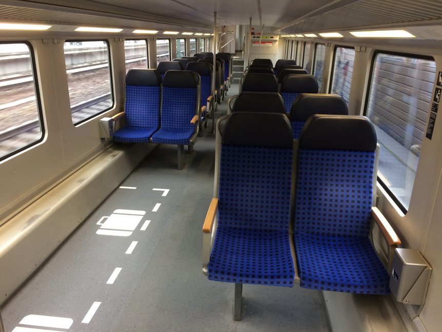 VBB FEX Flughafen-Express Gepäckwagen Außenansicht